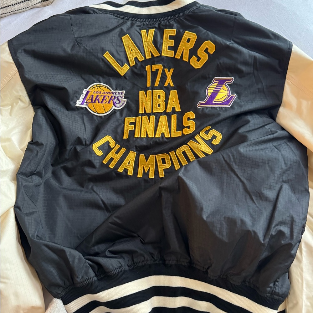 Men’s laker jacket - Picture 6 of 8